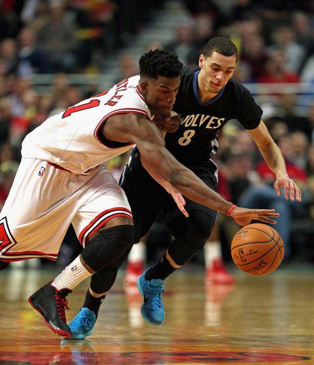 正是他们在 正是他们在