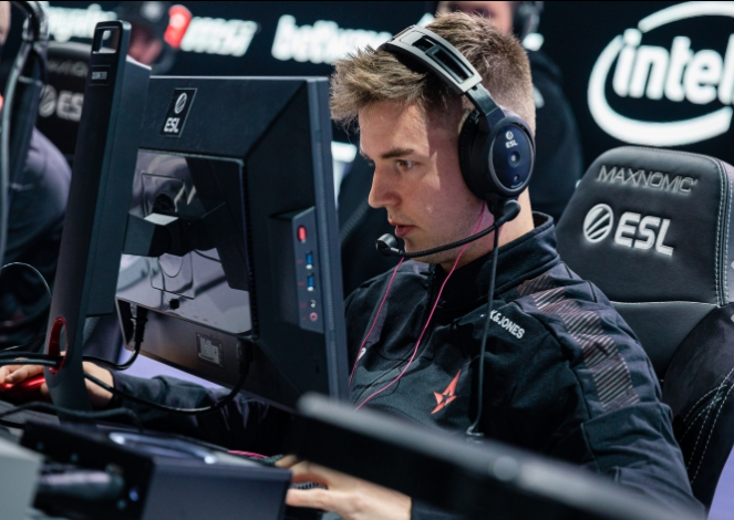 升了近15 升了近15